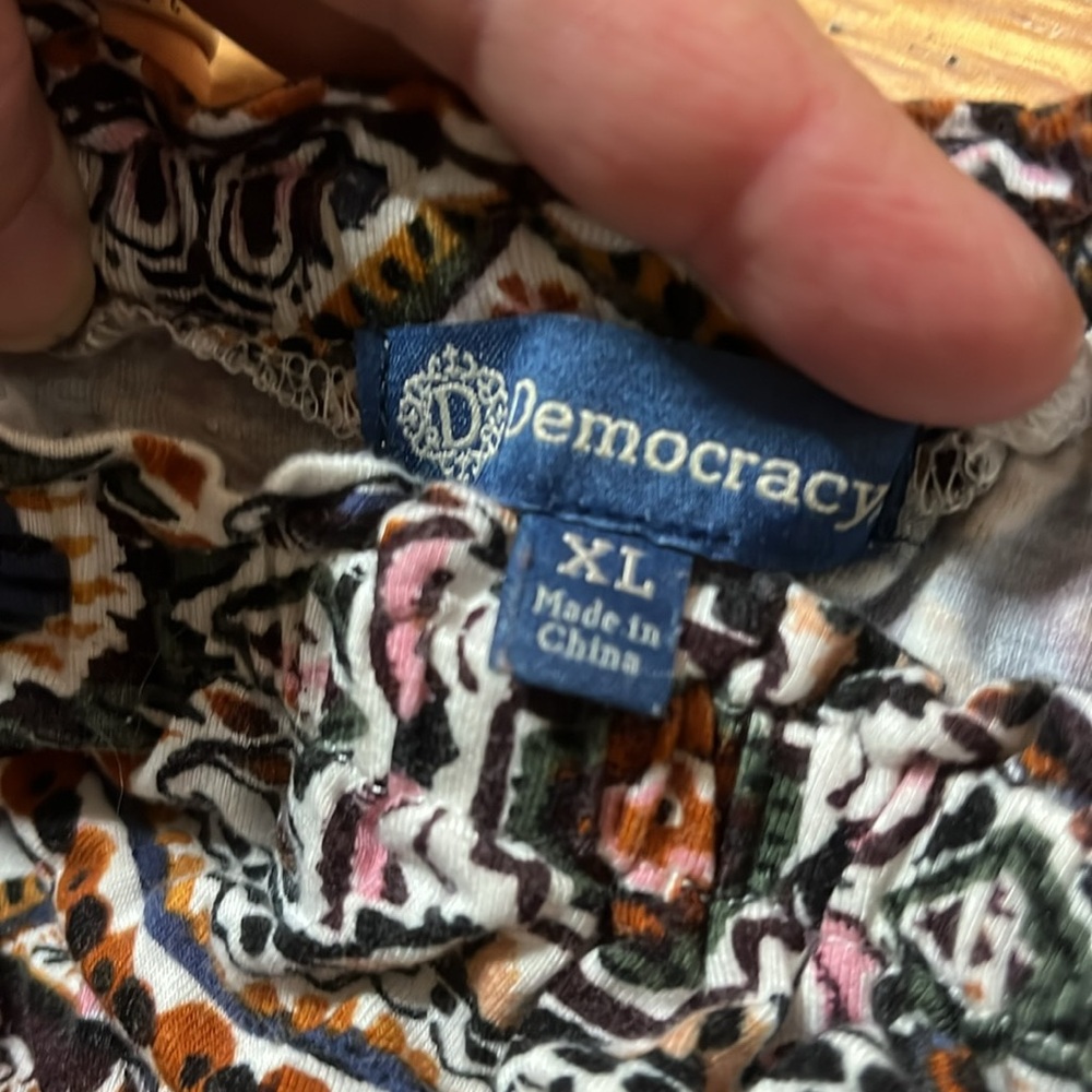 Democracy Tank top, size XL - Picture 2 of 4